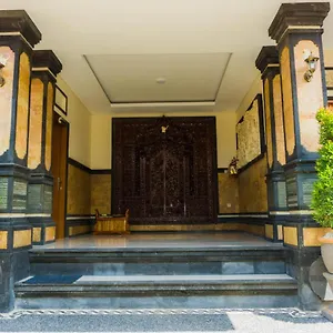 Cakra House Pensión