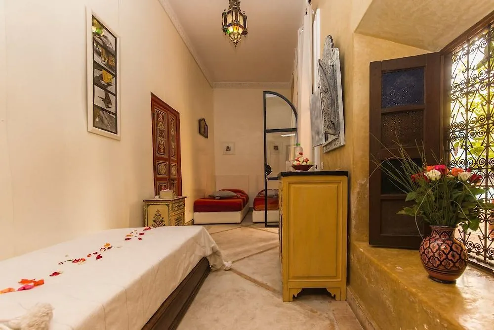 מרקש Riad Le Jardin De Lea, Suites & Spa לינה וארוחת בוקר